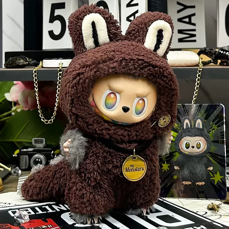 b01 outfit for the monsters