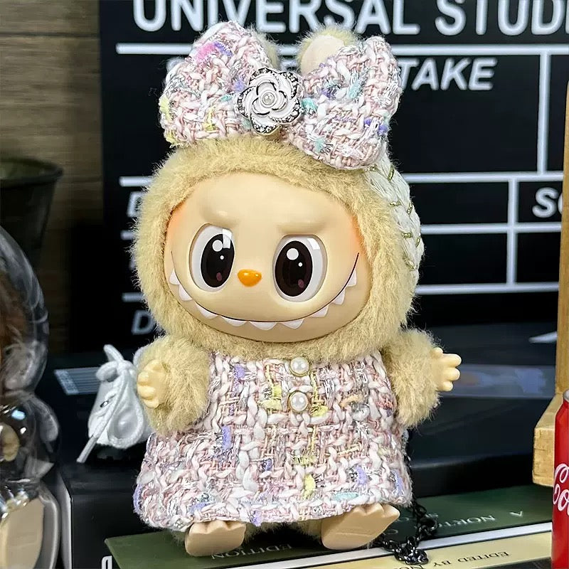 b01 outfit for the monsters