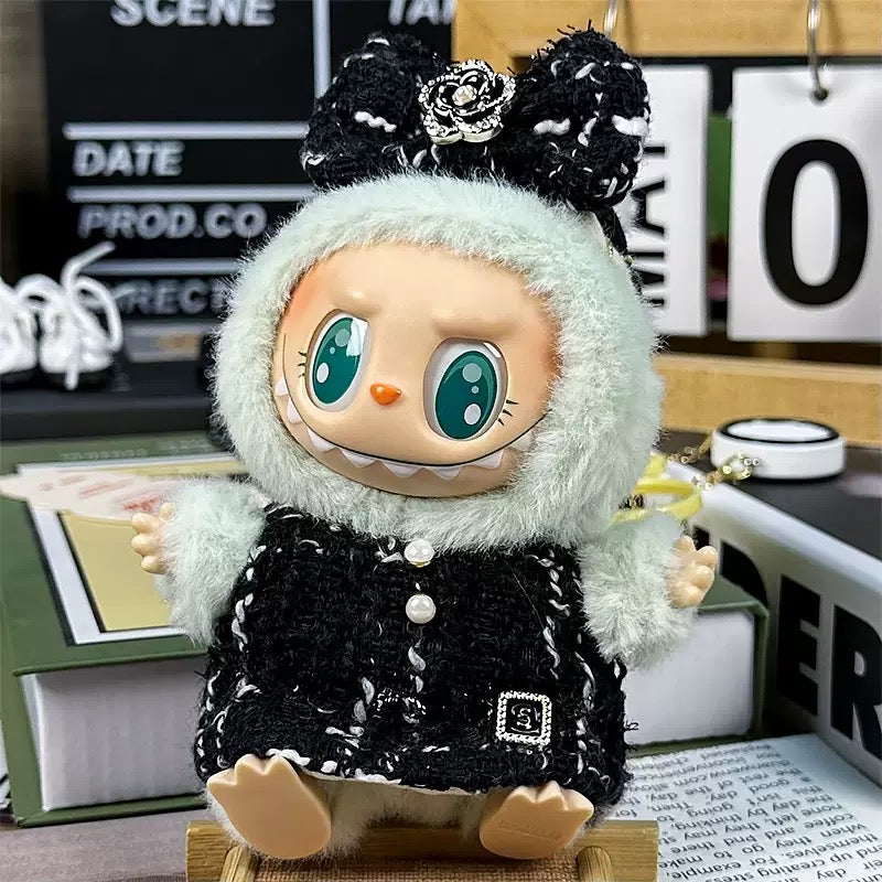 b01 outfit for the monsters